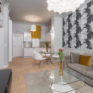 One-Bedroom Apartment Wellness Access